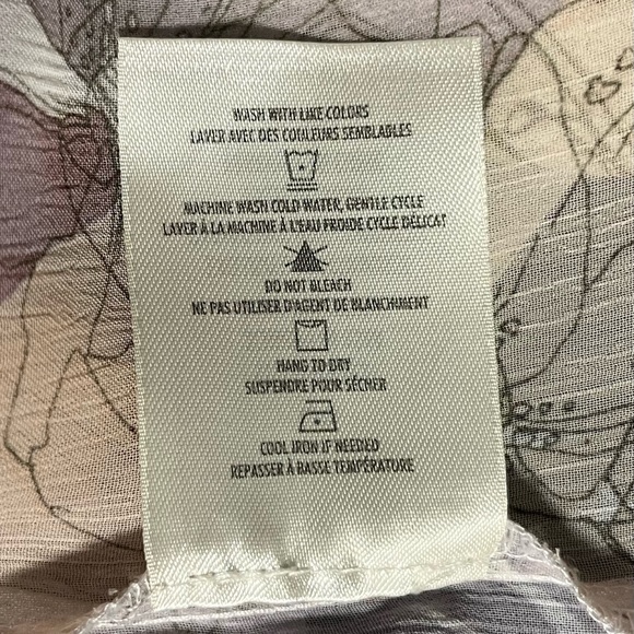 ***๐3 for $35./Denver Hayes Light Sheer Floral Blouse.. - Picture 7 of 7